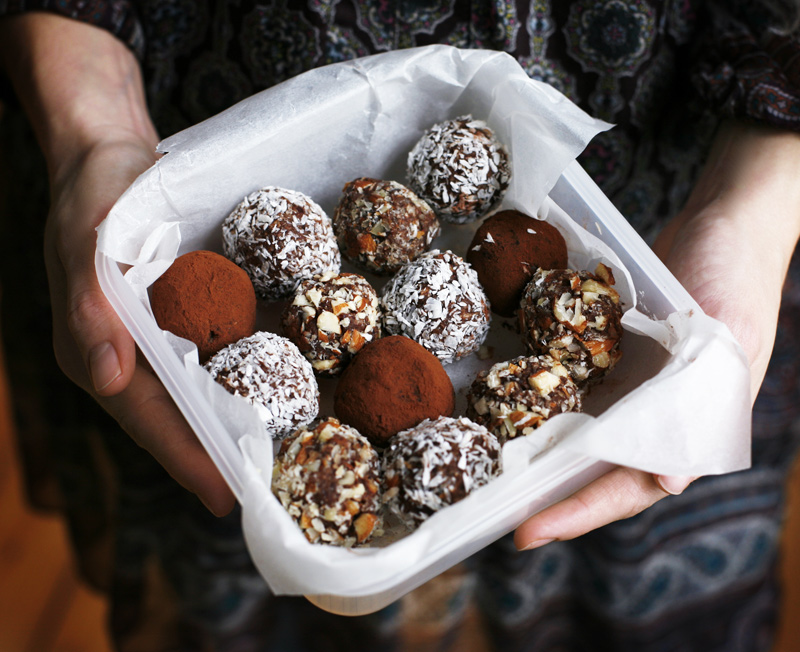 Choco-Almond Sweets