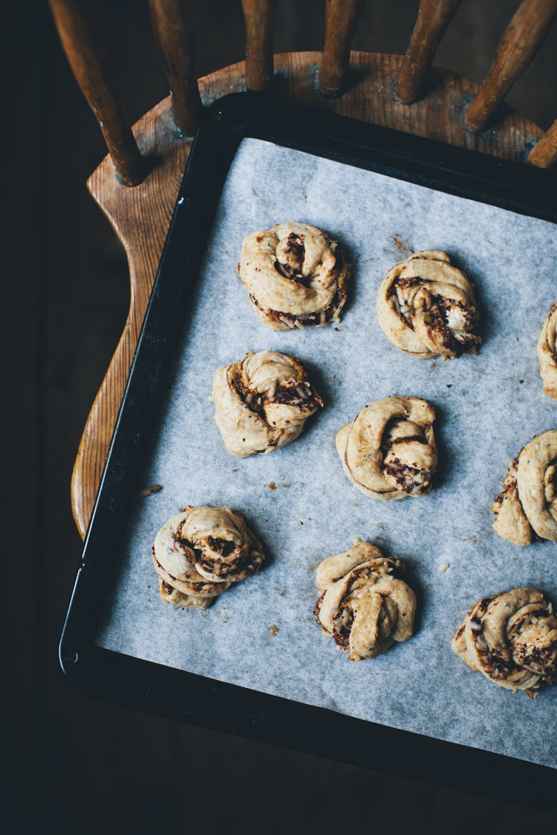 Hazelnut_buns_04